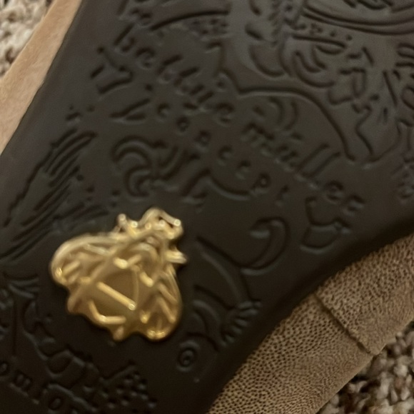 BETTYE MULLER Concept NEW gold shimmer pumps heels - Picture 7 of 7